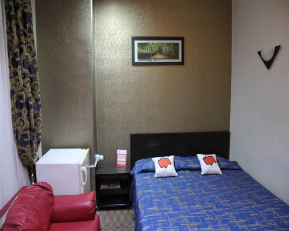 Familiarity with a variety of hotels Familiarity with a variety of hotels